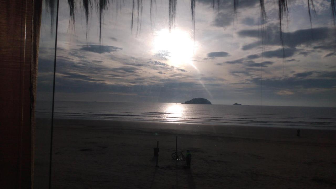 Suites Pe Na Areia Peruíbe Екстериор снимка